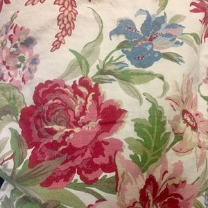 Queen Pottery Barn duvet cover/shams